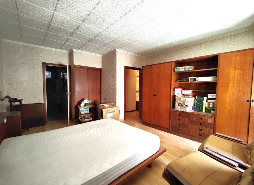 Reventa - Apartamento / piso - Torrevieia - Center