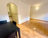 Reventa - Apartamento / piso - Torrevieia - Center