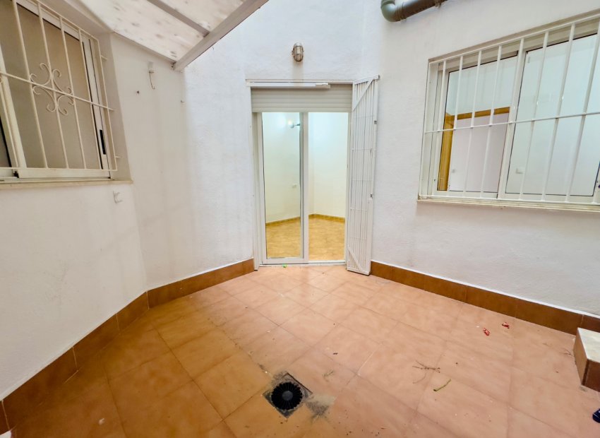 Reventa - Apartamento / piso - Torrevieia - Center