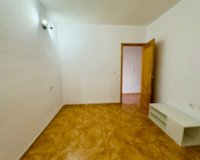 Reventa - Apartamento / piso - Torrevieia - Center