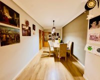 Reventa - Apartamento / piso - Torrevieia - Center