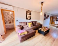 Reventa - Apartamento / piso - Torrevieia - Center