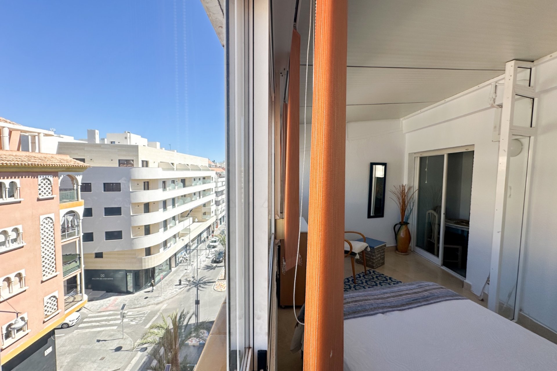 Reventa - Apartamento / piso - Torrevieia - Center
