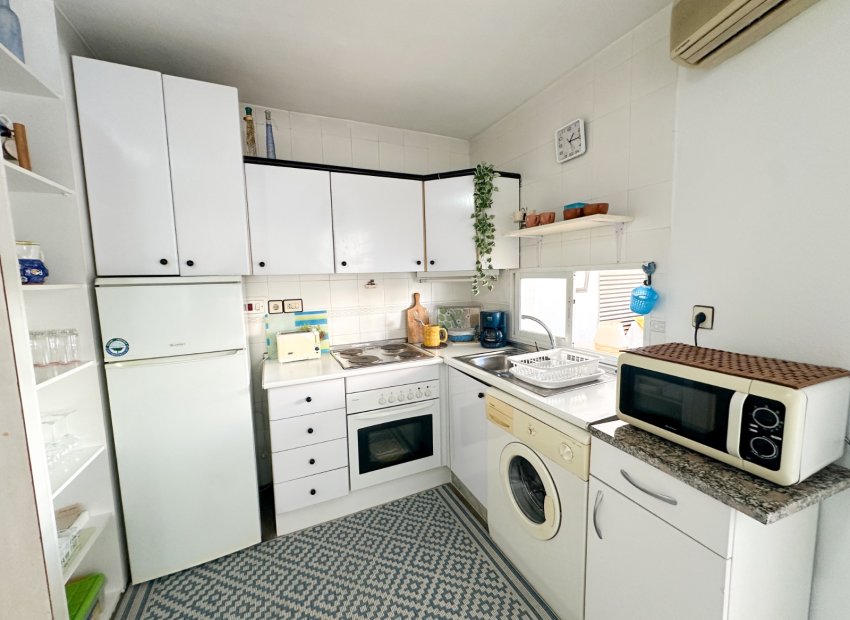 Reventa - Apartamento / piso - Torrevieia - Center