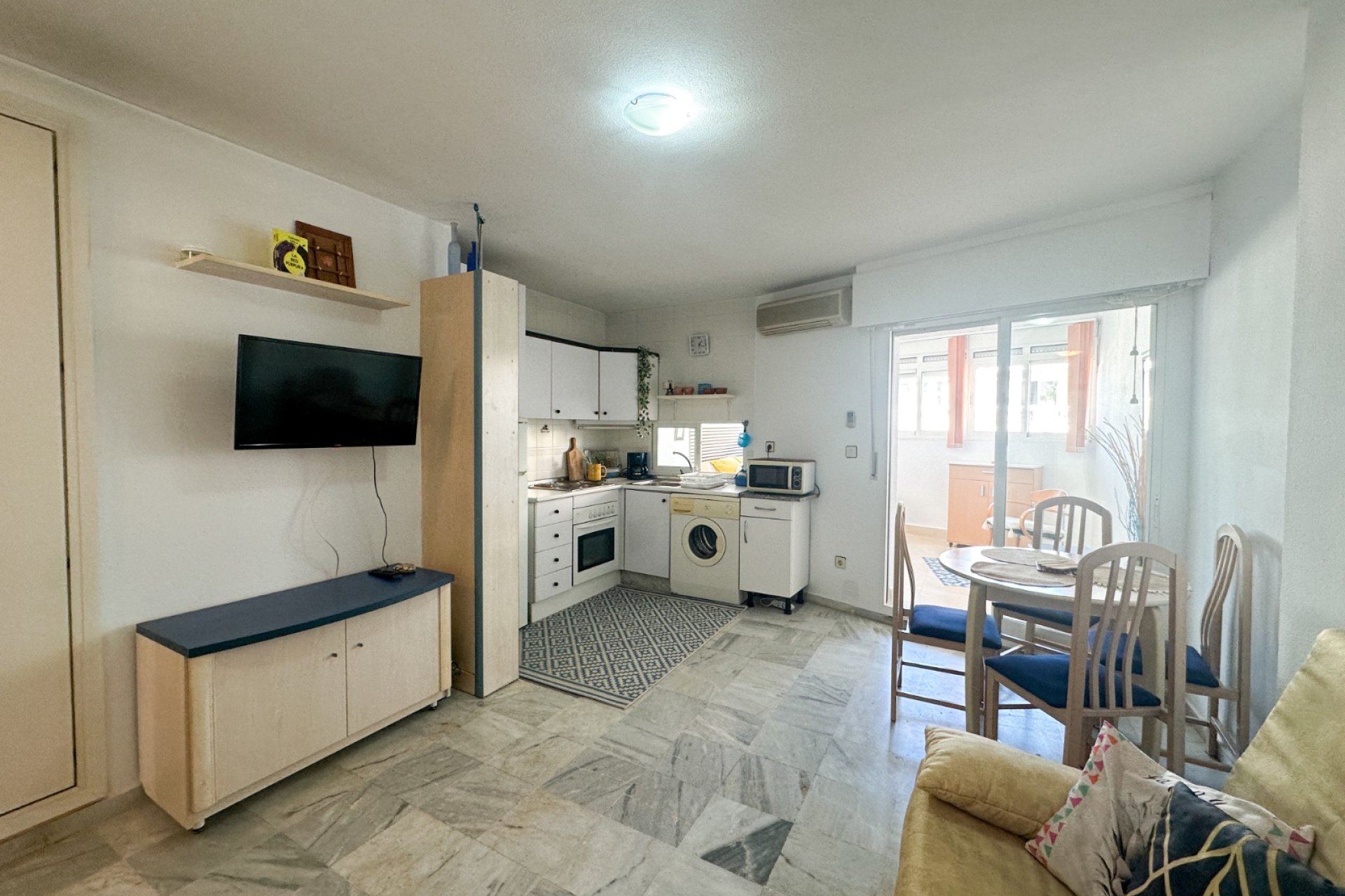 Reventa - Apartamento / piso - Torrevieia - Center