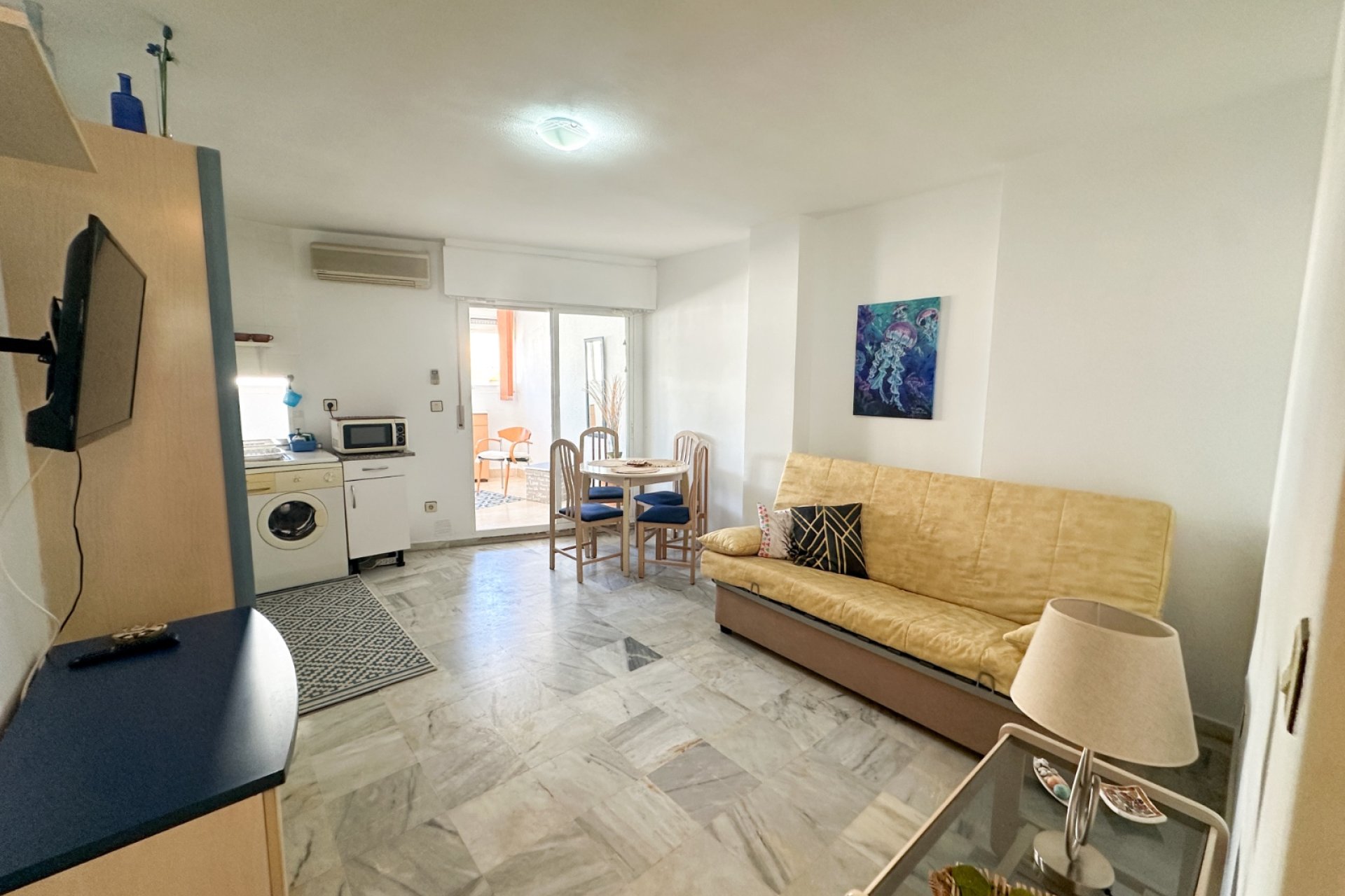 Reventa - Apartamento / piso - Torrevieia - Center