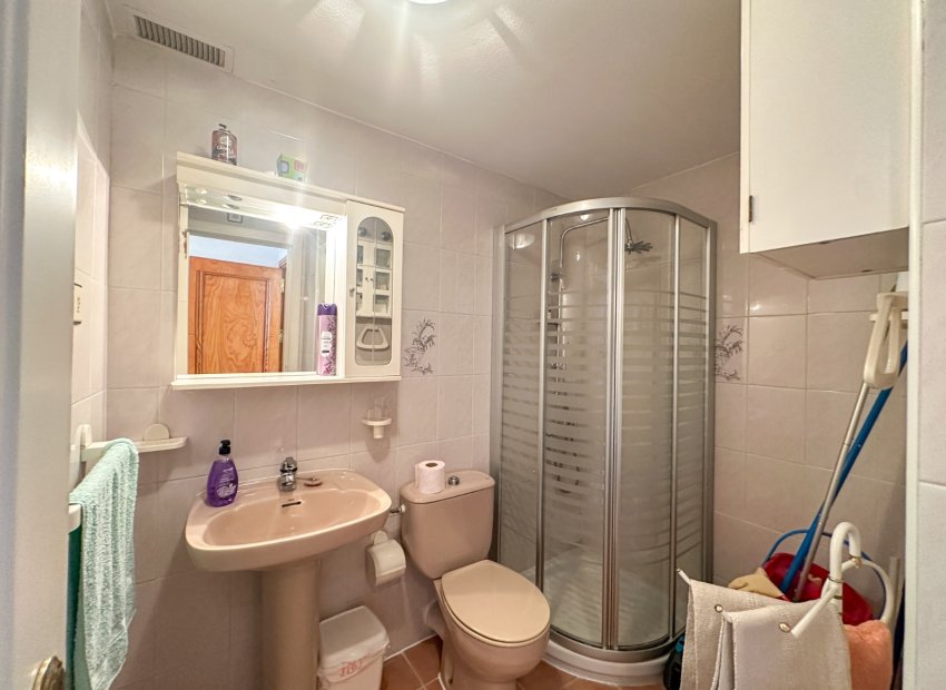 Reventa - Apartamento / piso - Torrevieia - Center