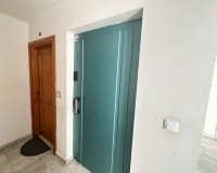 Reventa - Apartamento / piso - Torrevieia - Center