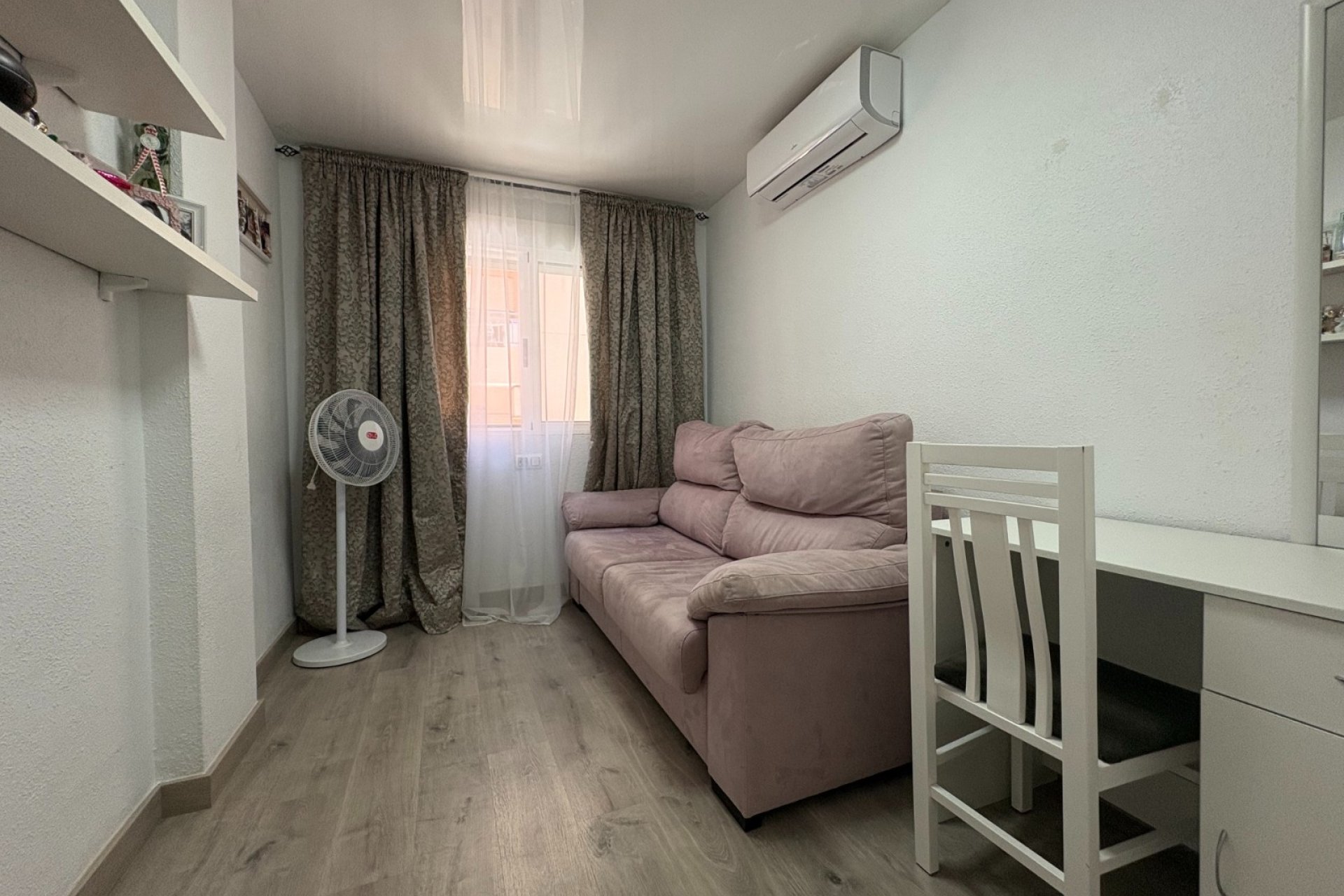 Reventa - Apartamento / piso - Torrevieia - Center