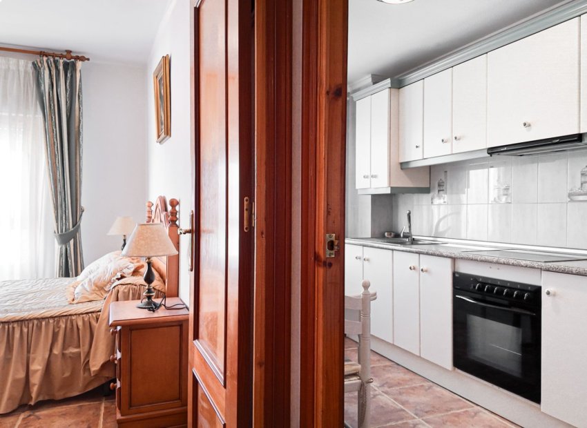 Reventa - Apartamento / piso - Torrevieia - El Acequión - Los Náufragos