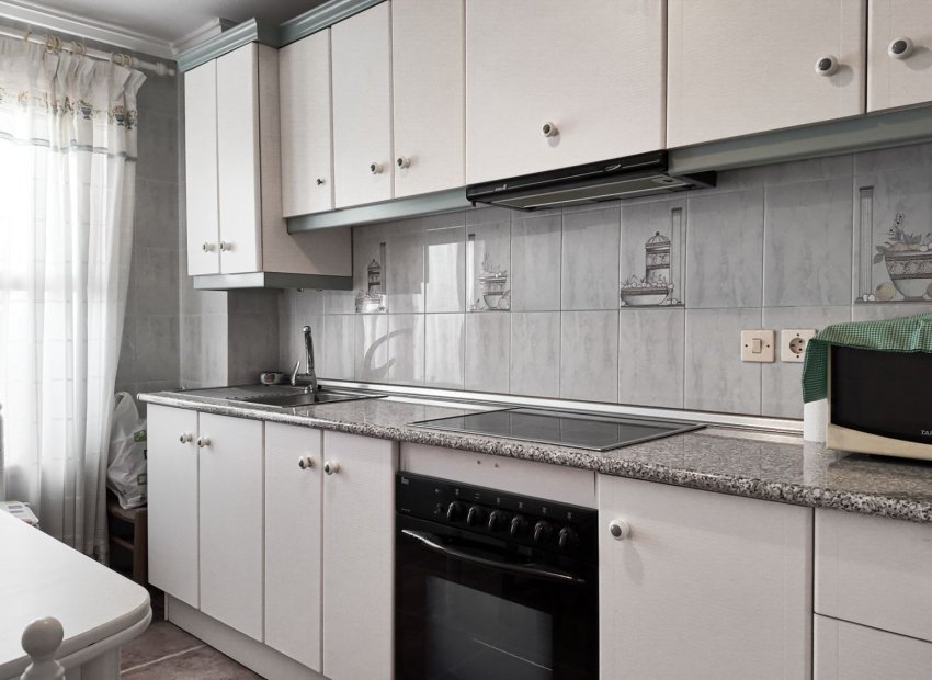 Reventa - Apartamento / piso - Torrevieia - El Acequión - Los Náufragos