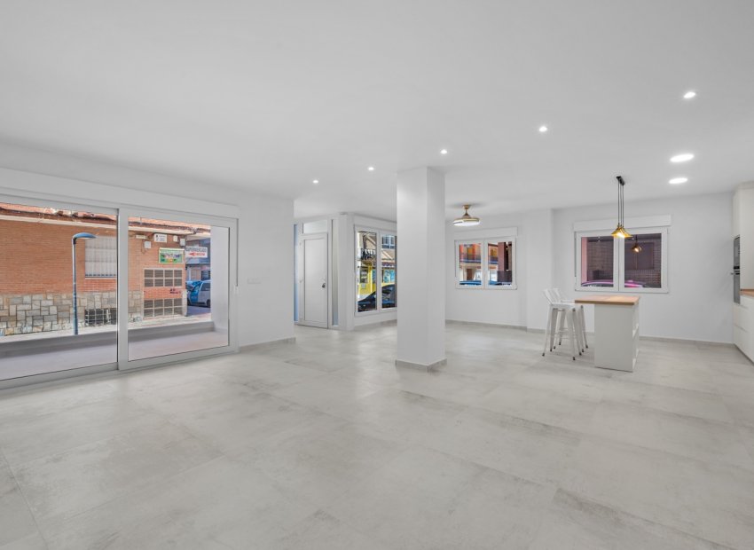 Reventa - Apartamento / piso - Torrevieia - El Acequión - Los Náufragos