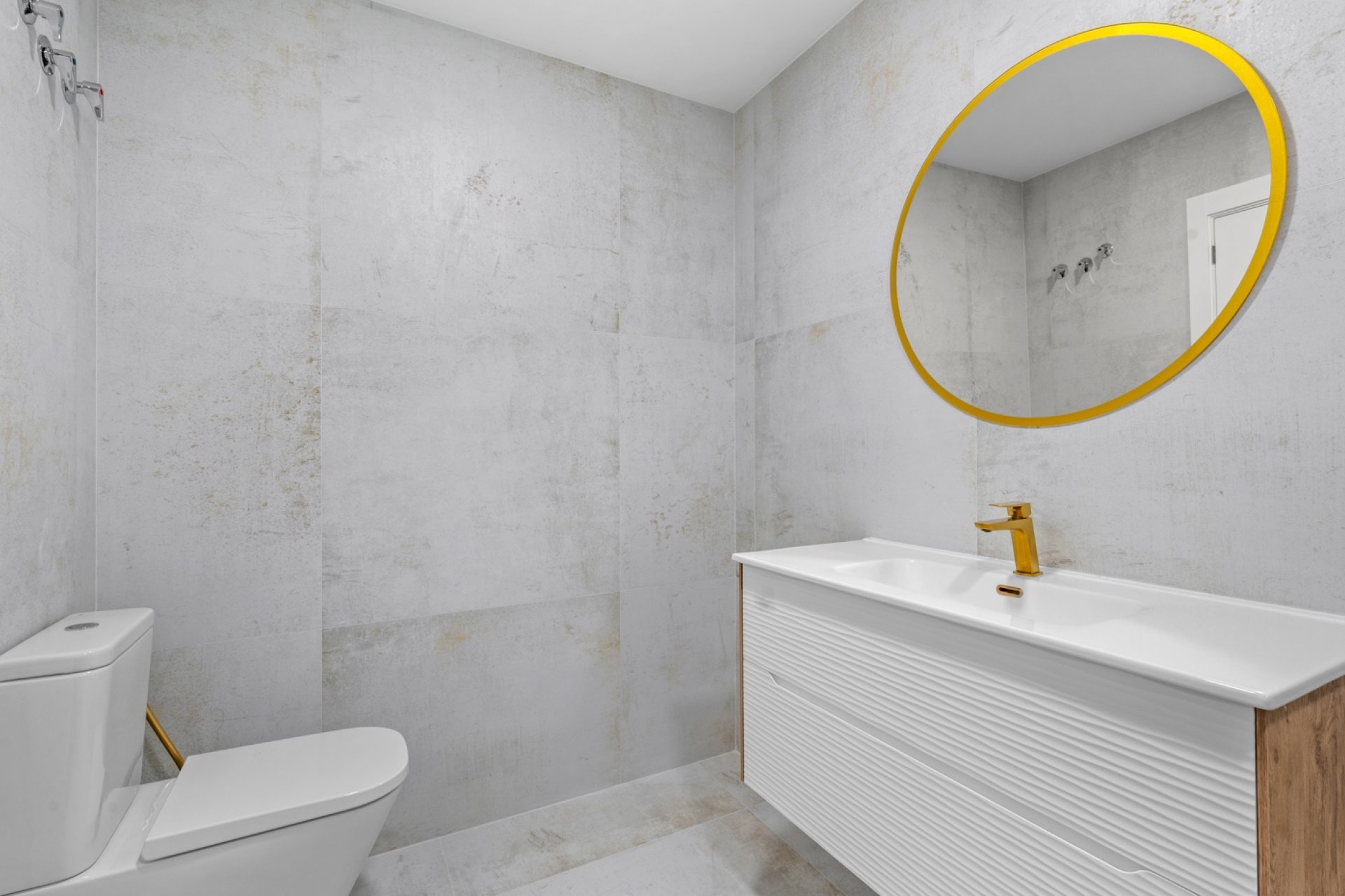 Reventa - Apartamento / piso - Torrevieia - El Acequión - Los Náufragos