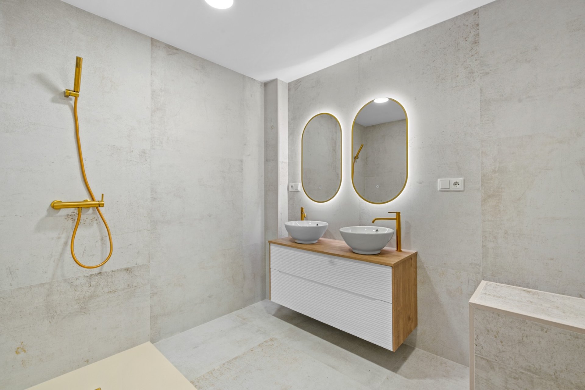 Reventa - Apartamento / piso - Torrevieia - El Acequión - Los Náufragos