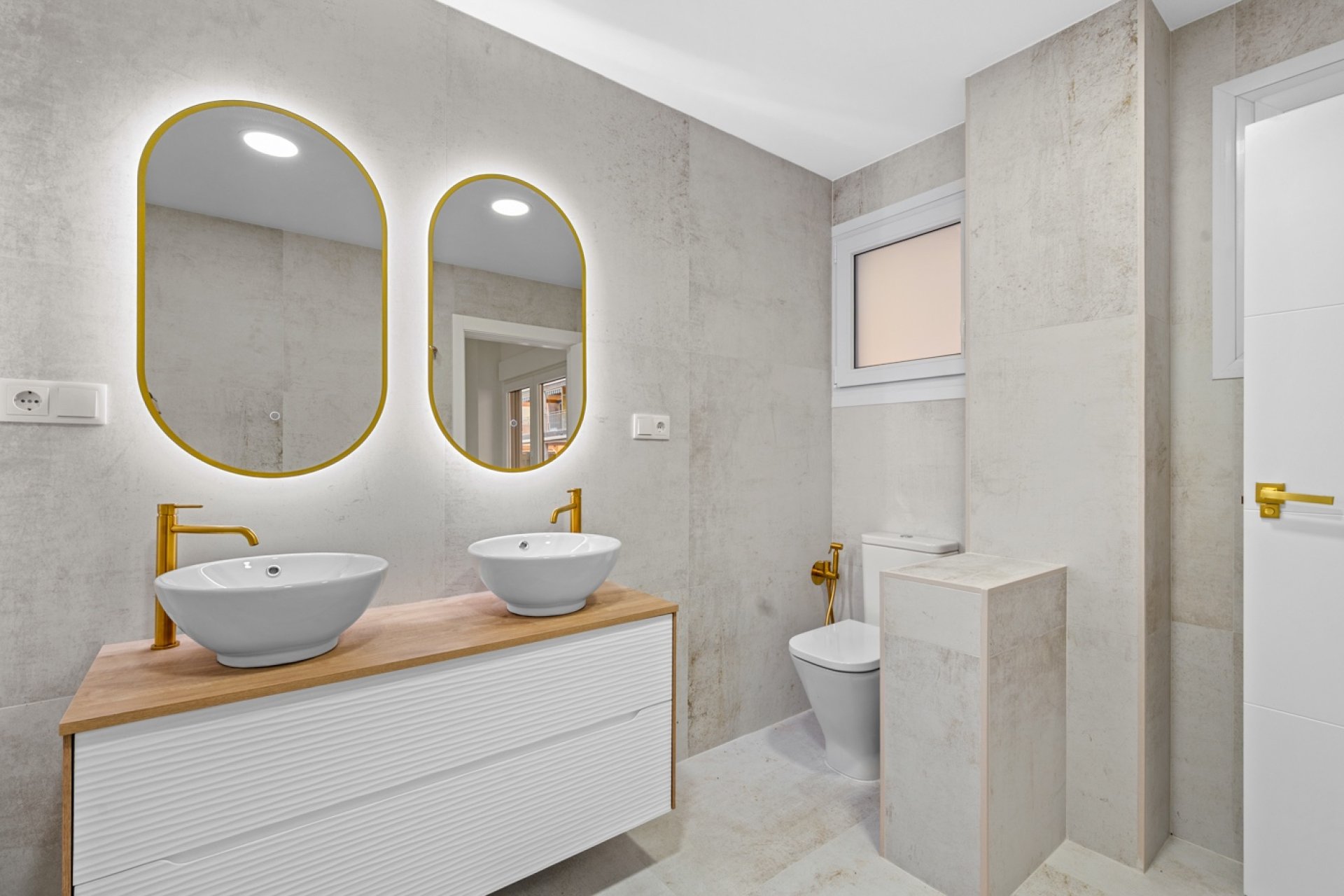 Reventa - Apartamento / piso - Torrevieia - El Acequión - Los Náufragos