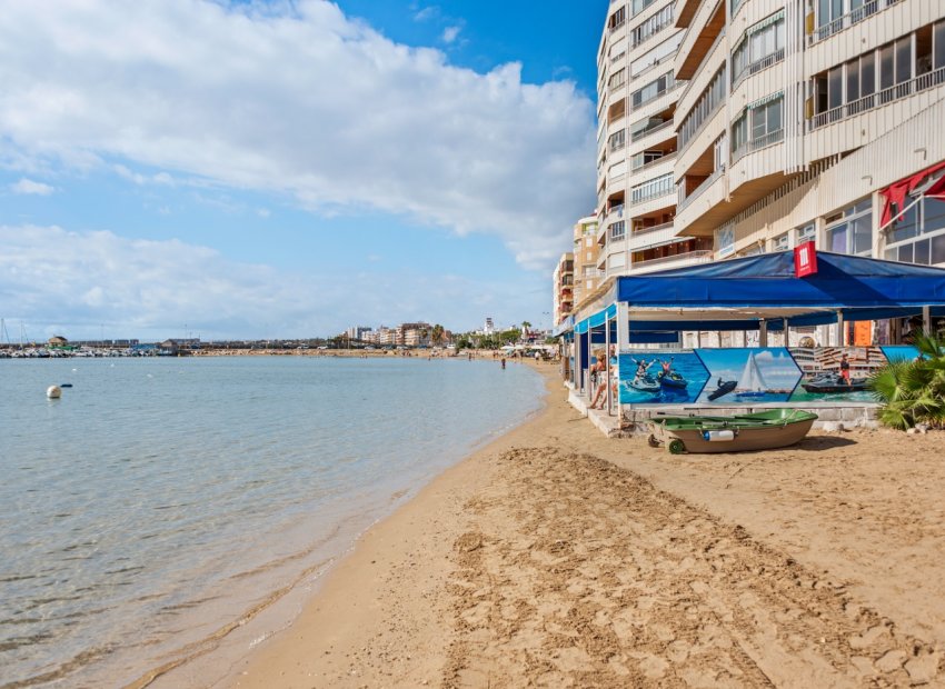 Reventa - Apartamento / piso - Torrevieia - El Acequión - Los Náufragos