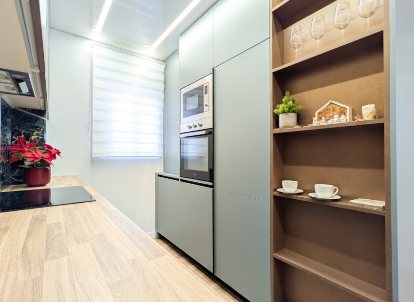 Reventa - Apartamento / piso - Torrevieia - El Acequión - Los Náufragos