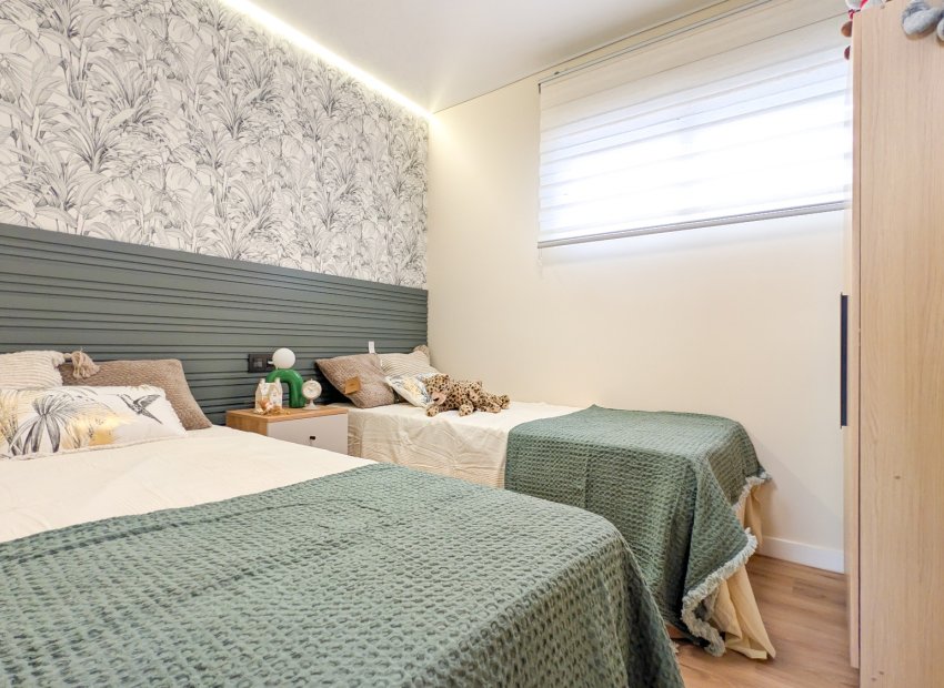 Reventa - Apartamento / piso - Torrevieia - El Acequión - Los Náufragos