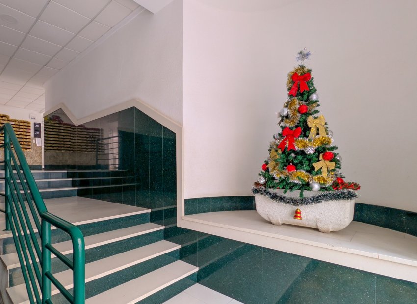 Reventa - Apartamento / piso - Torrevieia - El Acequión - Los Náufragos