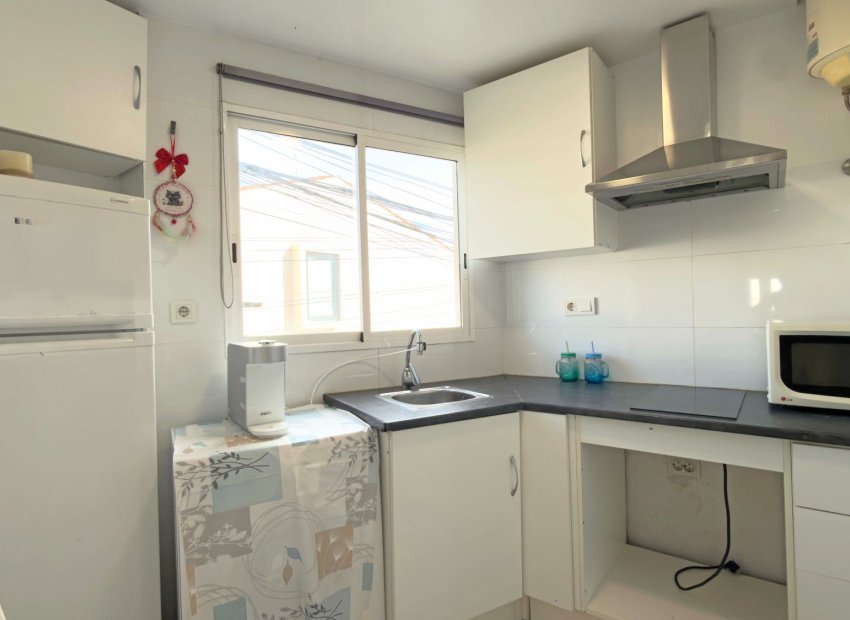 Reventa - Apartamento / piso - Torrevieia - El Acequión - Los Náufragos