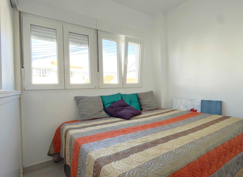 Reventa - Apartamento / piso - Torrevieia - El Acequión - Los Náufragos