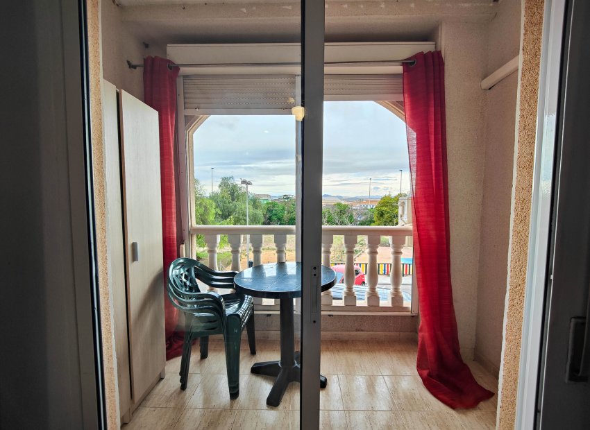 Reventa - Apartamento / piso - Torrevieia - El Acequión - Los Náufragos