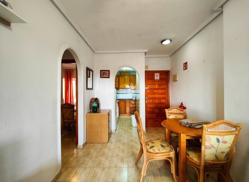 Reventa - Apartamento / piso - Torrevieia - El Acequión - Los Náufragos