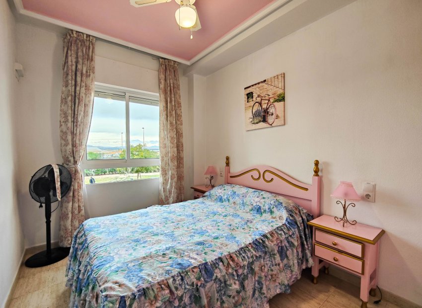 Reventa - Apartamento / piso - Torrevieia - El Acequión - Los Náufragos