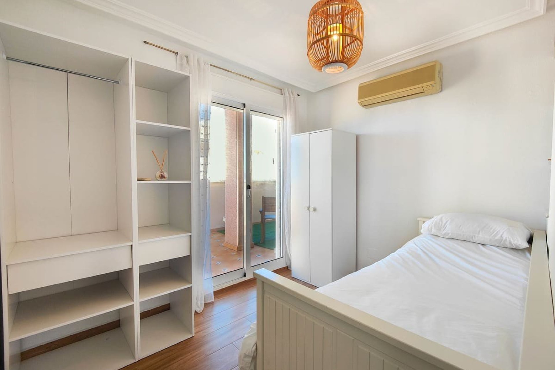 Reventa - Apartamento / piso - Torrevieia - El Acequión - Los Náufragos