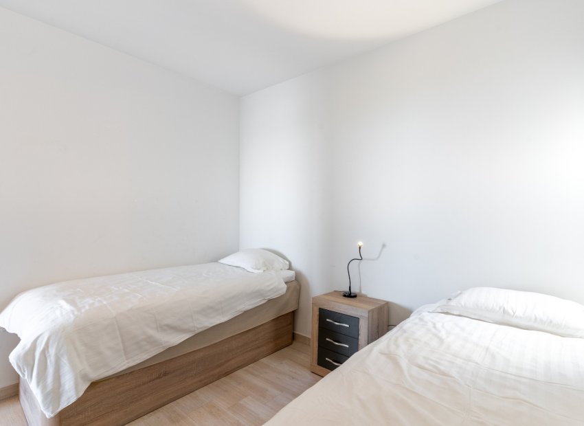 Reventa - Apartamento / piso - Torrevieia - La Mata