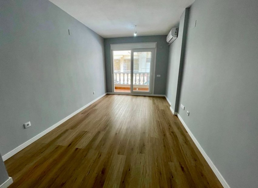 Reventa - Apartamento / piso - Torrevieia - La Mata