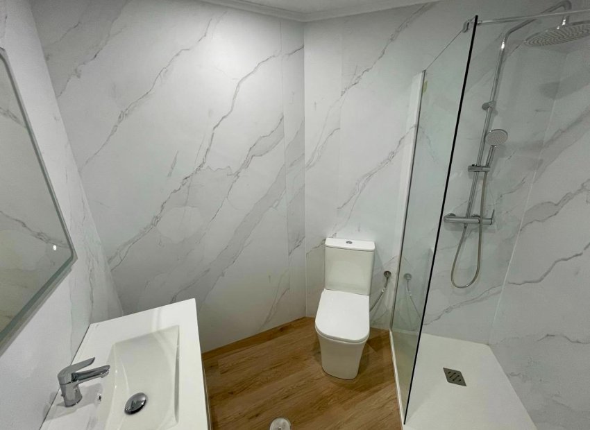 Reventa - Apartamento / piso - Torrevieia - La Mata