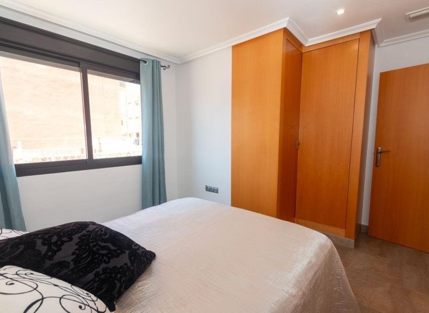 Reventa - Apartamento / piso - Torrevieia - La Mata