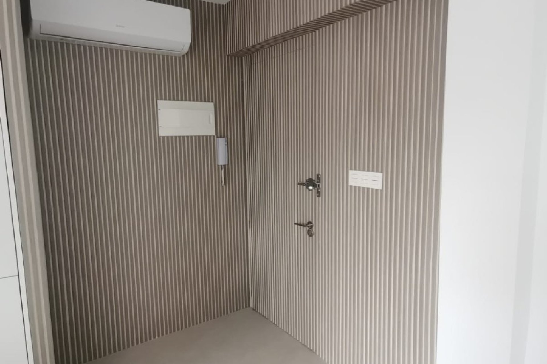 Reventa - Apartamento / piso - Torrevieia - La Mata