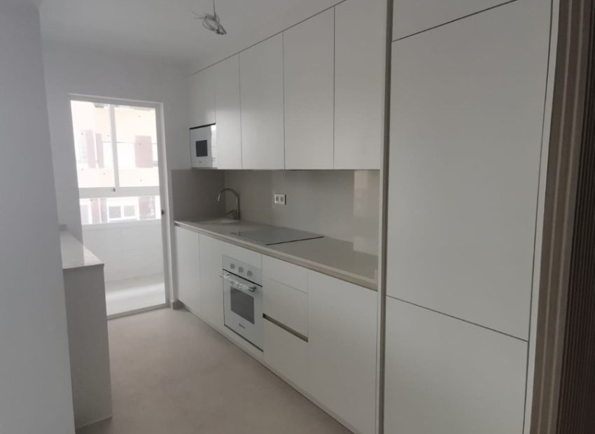 Reventa - Apartamento / piso - Torrevieia - La Mata