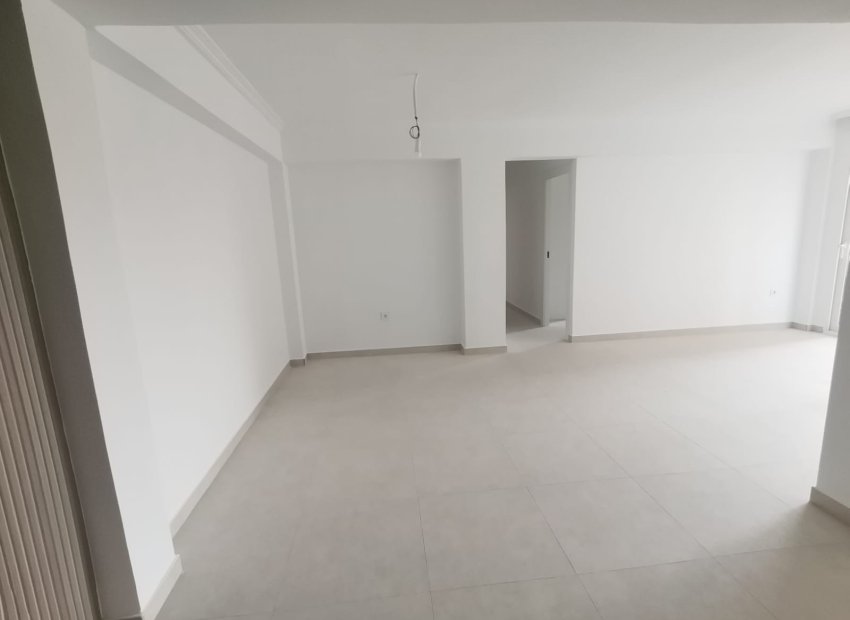 Reventa - Apartamento / piso - Torrevieia - La Mata