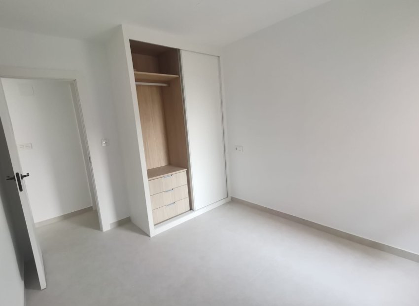 Reventa - Apartamento / piso - Torrevieia - La Mata