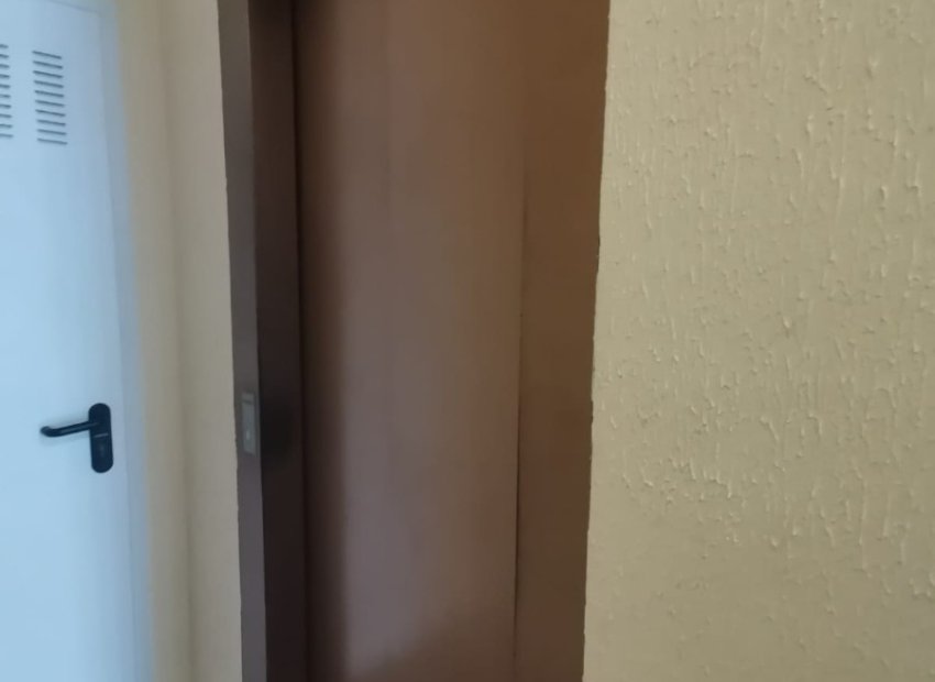 Reventa - Apartamento / piso - Torrevieia - La Mata