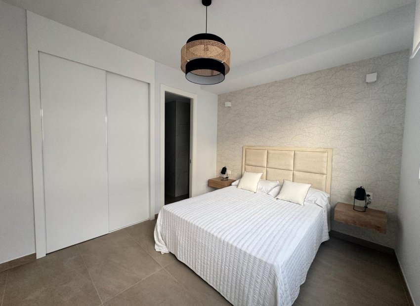 Reventa - Apartamento / piso - Torrevieia - Los Locos