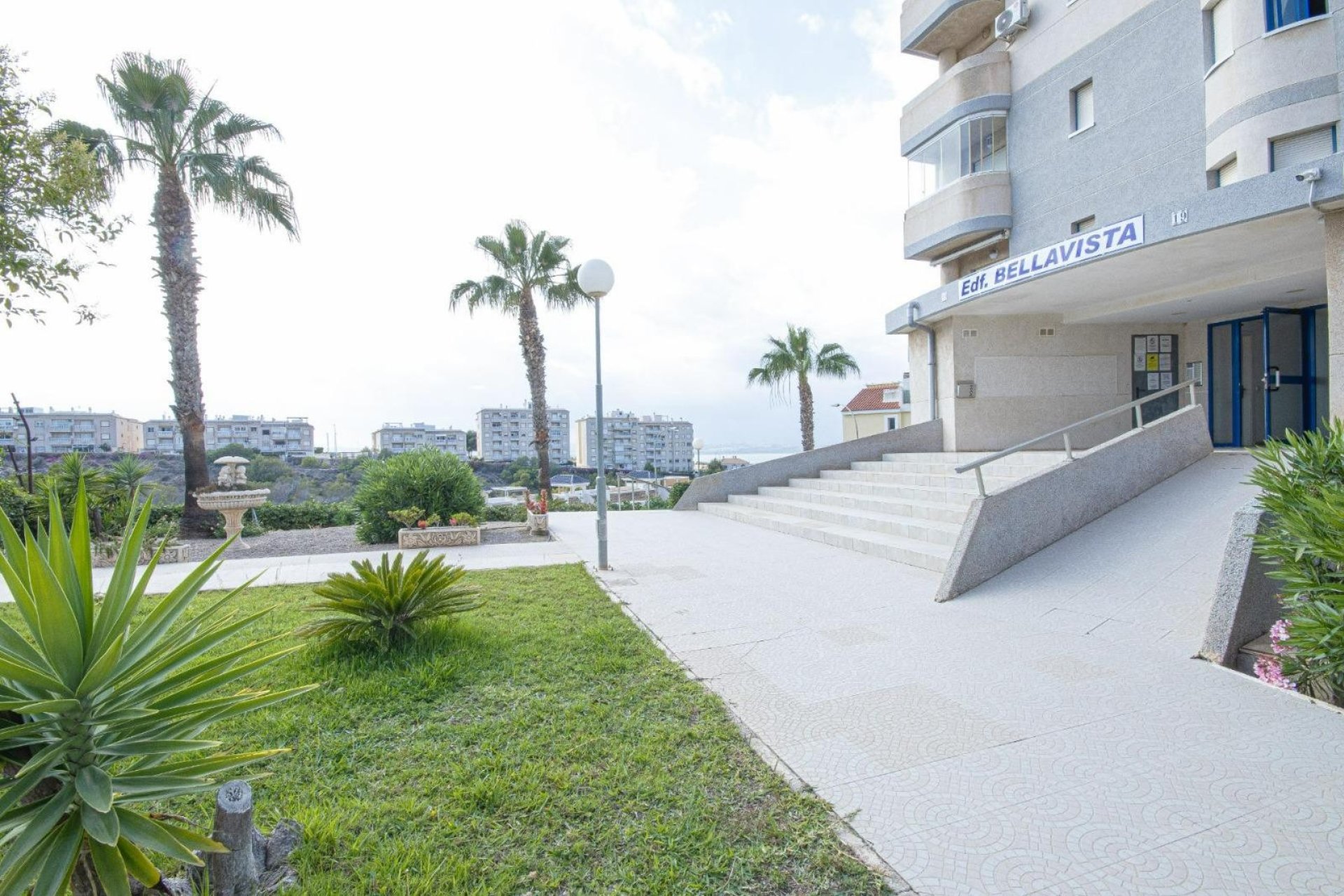 Reventa - Apartamento / piso - Torrevieia - Nueva Torrevieja