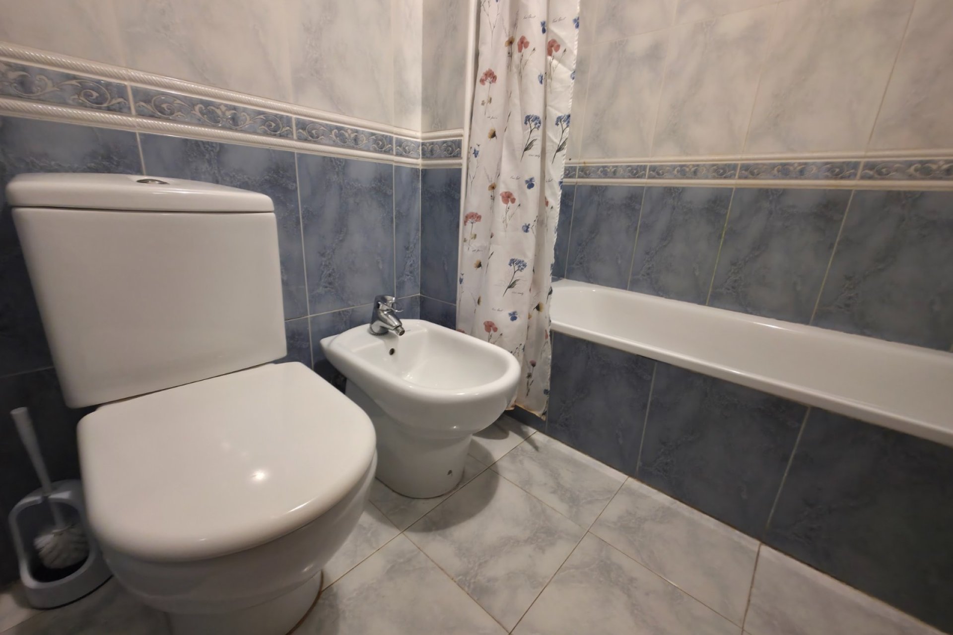 Reventa - Apartamento / piso - Torrevieia - Paseo maritimo