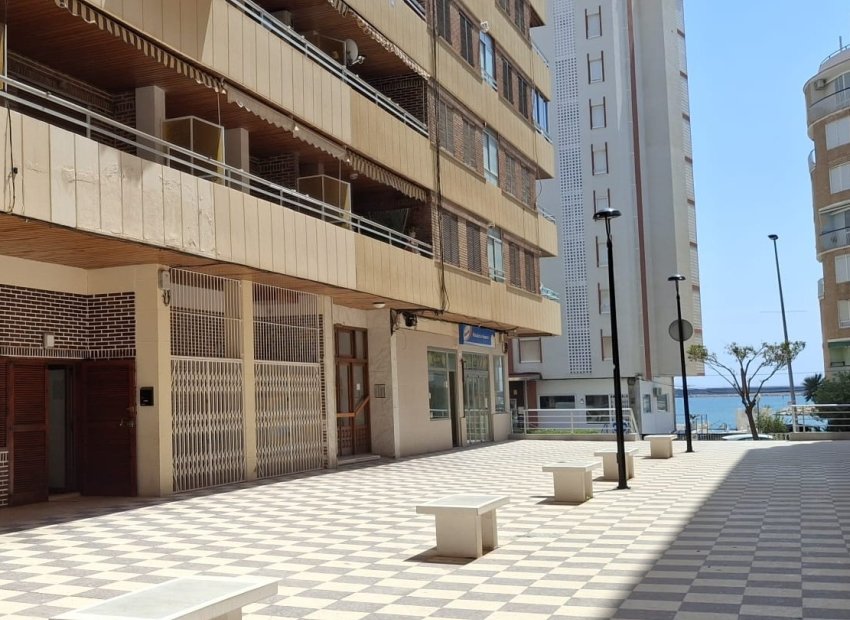 Reventa - Apartamento / piso - Torrevieia - Playa Acequion