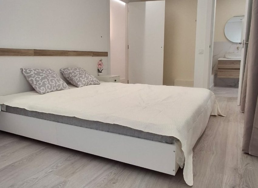 Reventa - Apartamento / piso - Torrevieia - Playa Acequion