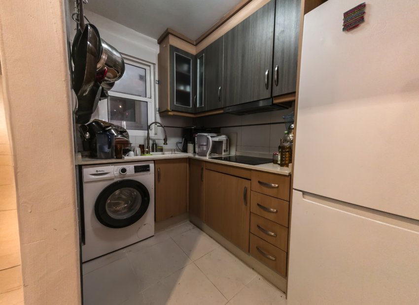 Reventa - Apartamento / piso - Torrevieia - Playa de Los Locos-Curva del Palangre