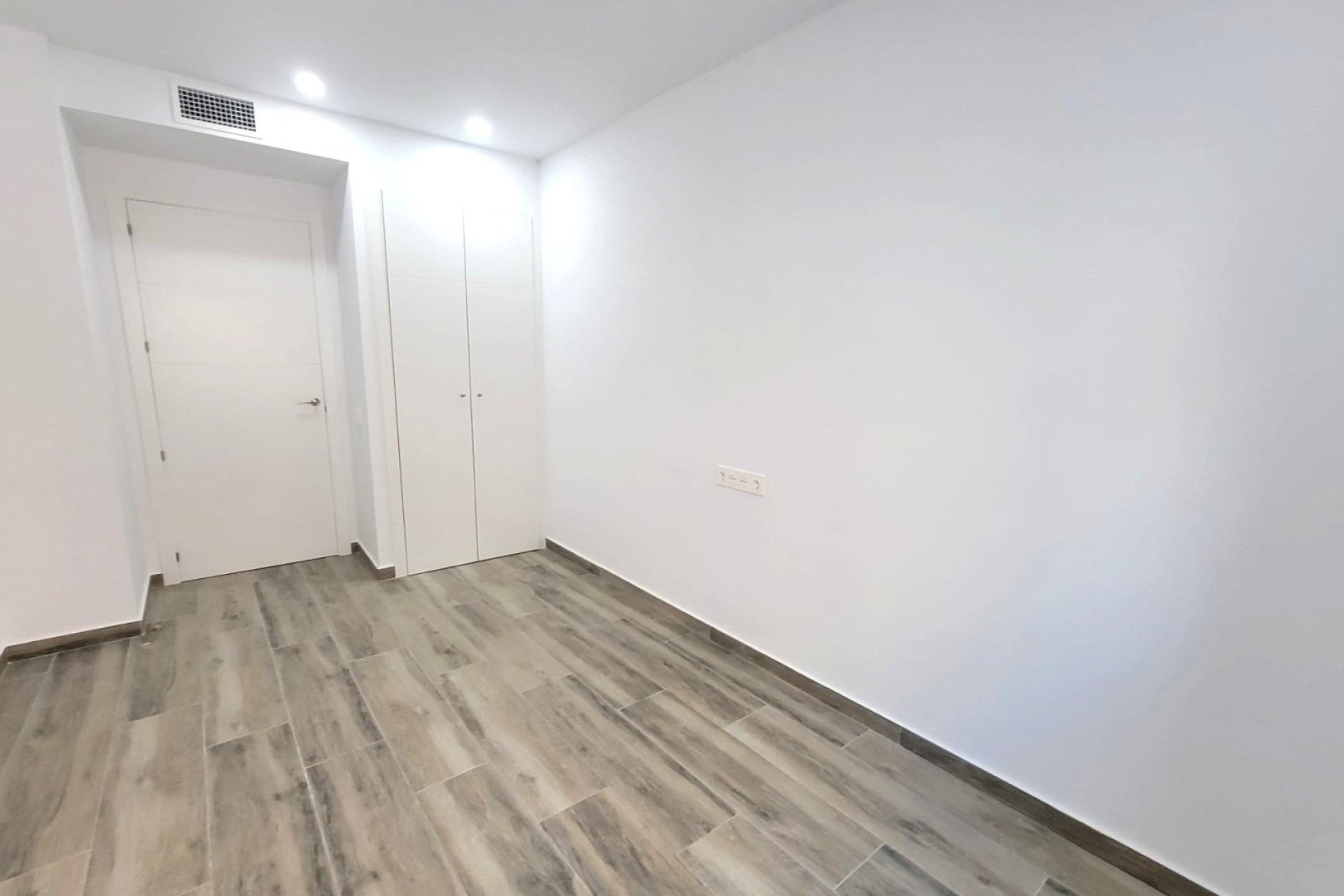 Reventa - Apartamento / piso - Torrevieia - Playa del Cura