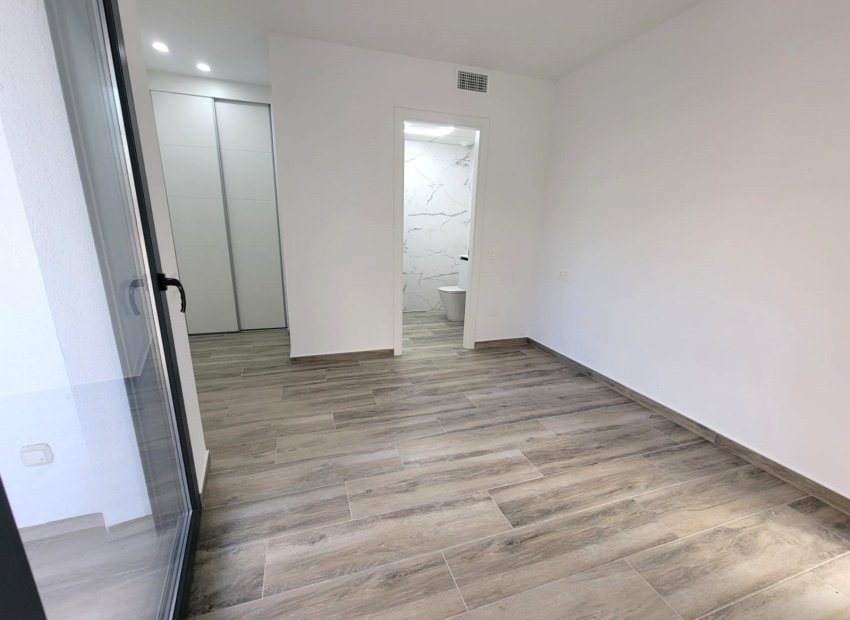 Reventa - Apartamento / piso - Torrevieia - Playa del Cura