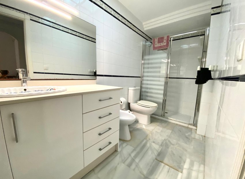 Reventa - Apartamento / piso - Torrevieia - Playa Los Locos