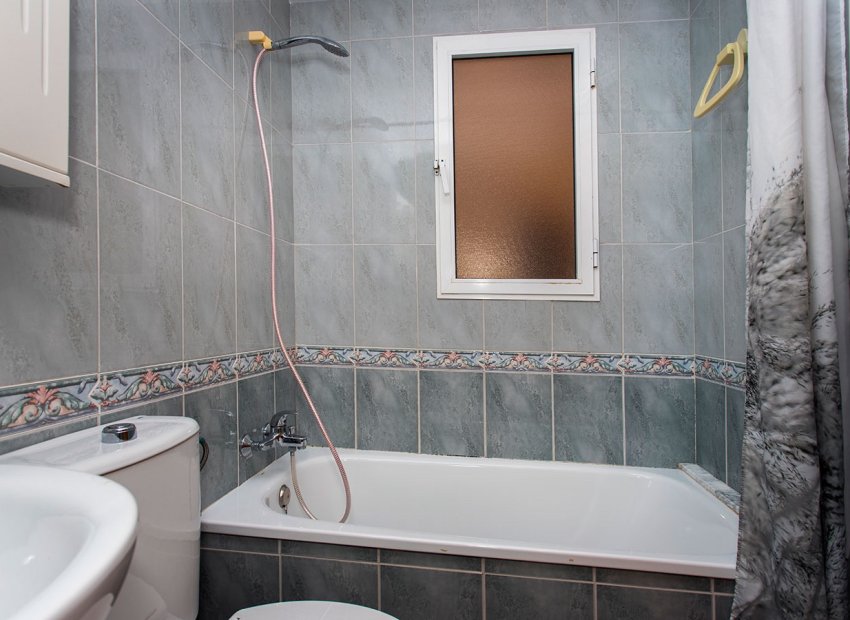 Reventa - Apartamento / piso - Torrevieia - Playa Los Locos