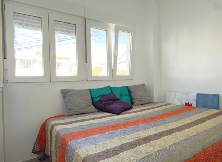 Reventa - Apartamento / piso - Torrevieia - Playa Los Naufragos