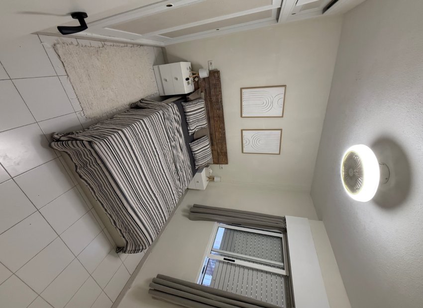 Reventa - Apartamento / piso - Torrevieia - Playa Los Naufragos